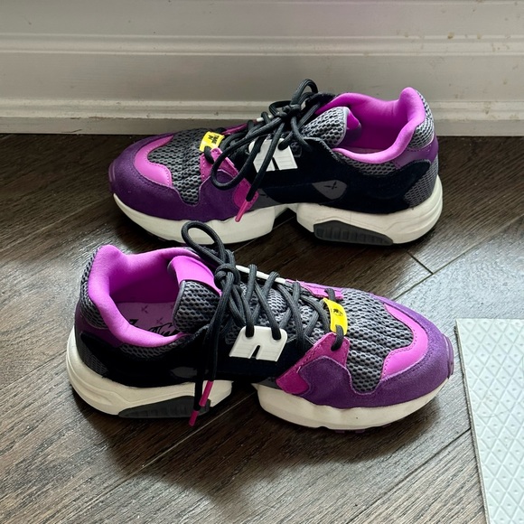 Adidas x Ninja ZX Torsion sneakers, US 5 - Picture 2 of 8